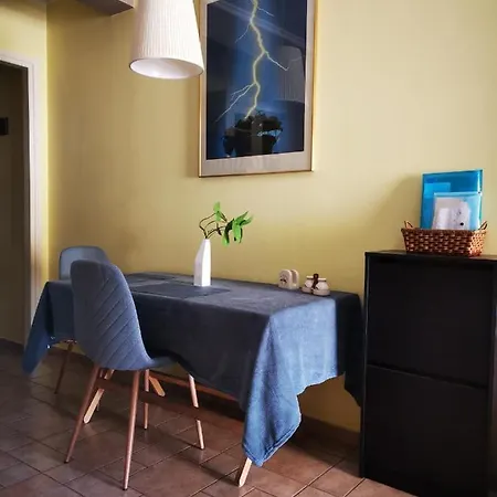 Apartment Feel Like *